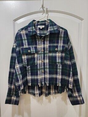 Mable Women's Green Plaid Cropped Long Sleeve Frayed Hem Button Down Shirt Small
